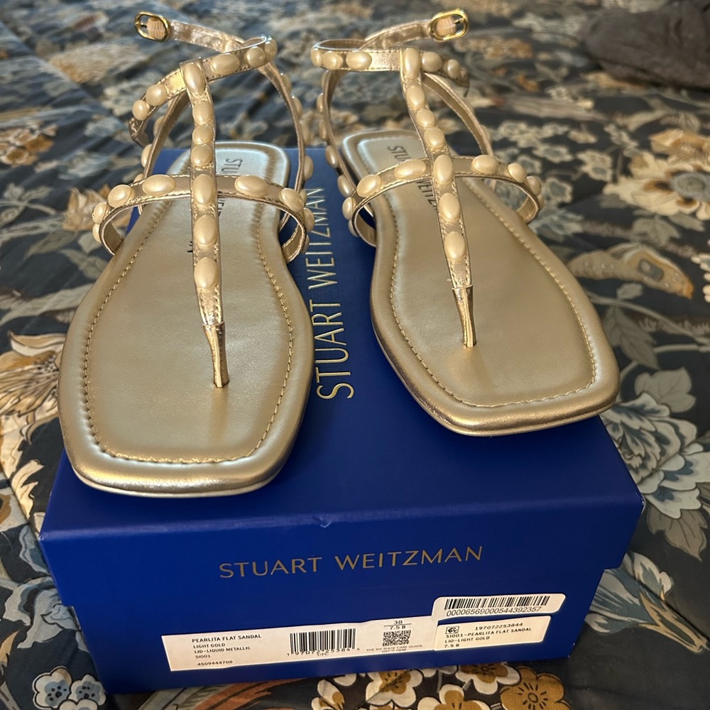 Stuart Weitzman Pearlita Flat Sandal